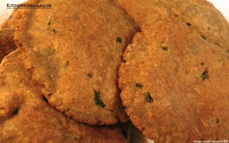 Kuttu ke aate ki puri recipe in Hindi, Kuttu ke aate ki puri recipe