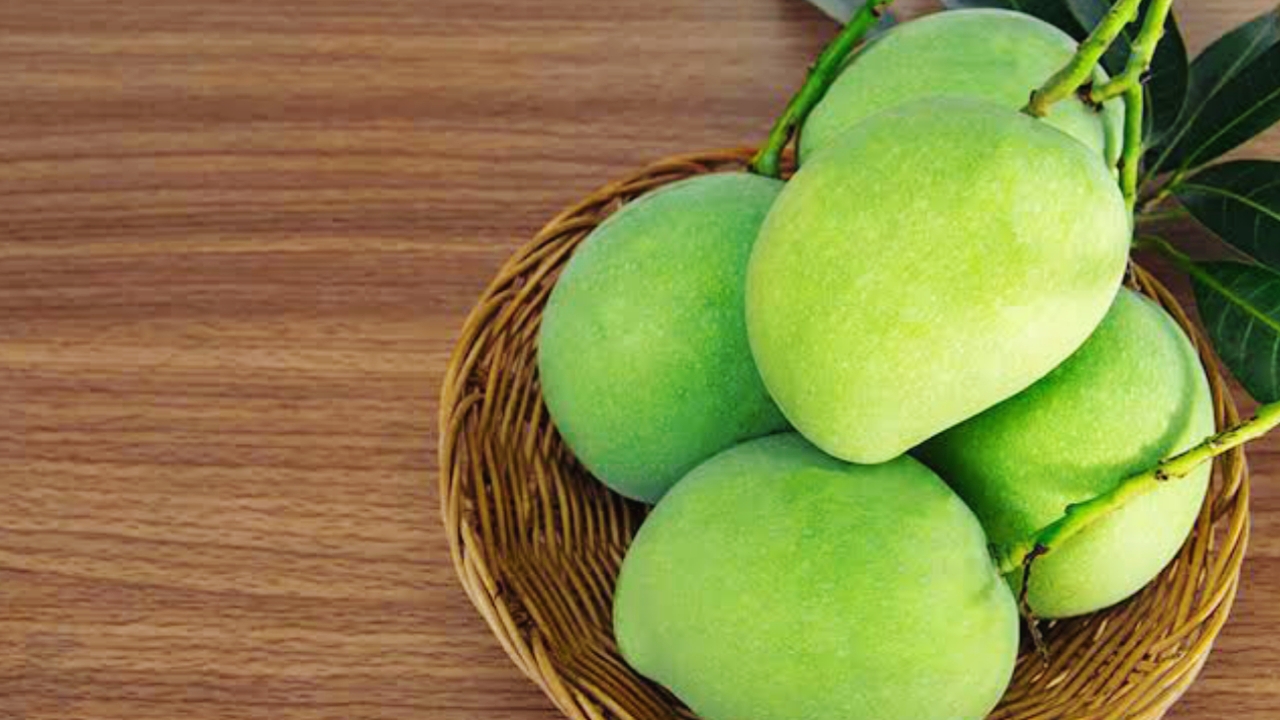 Raw Mango Benefits, Raw Mango Benefits in Hindi