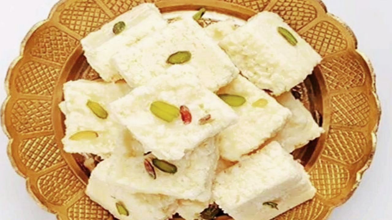 Diwali Sweets and Snacks, Diwali Sweets and Snacks in Hindi